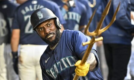 Randy Arozarena conecta jonrón y monitor a los Marineros a barrida sobre Medias Blancas