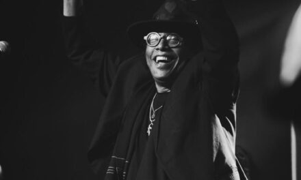 Sergio Vargas y su villa Filarmónica llegan a la casa de Alofoke