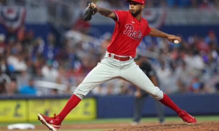 Sánchez domina con 12 ponches y Yankees disparan con nueve jonrones