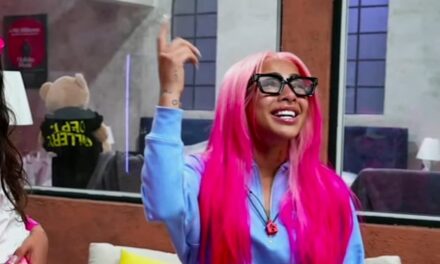 Yailin reafirma su bisexualidad en la casa de Alofoke