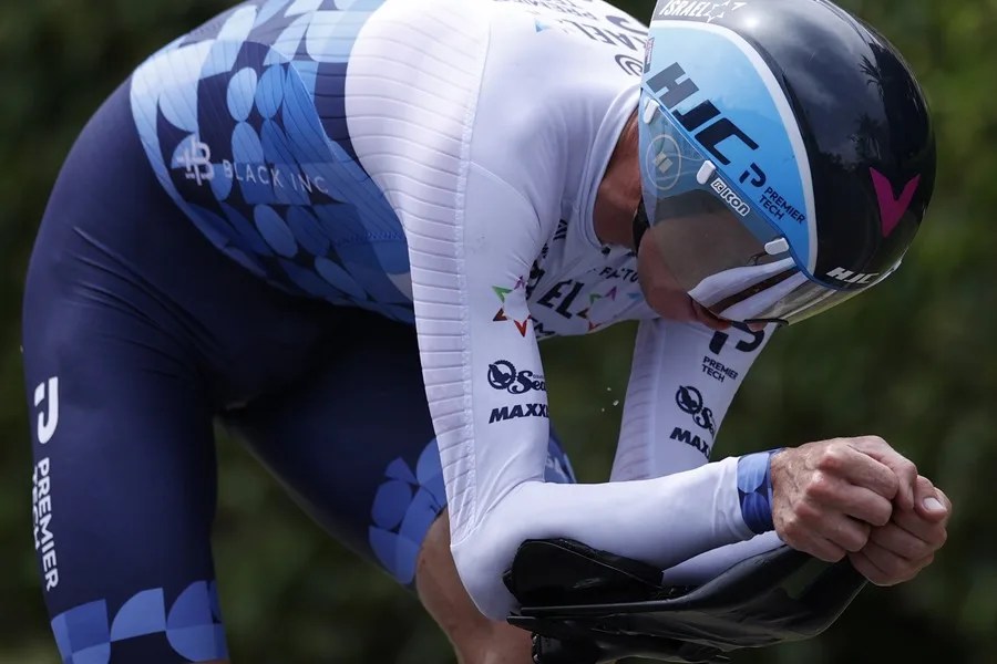 Chris Froome hospitalizado en Francia tras ser atropellado mientras entrenaba