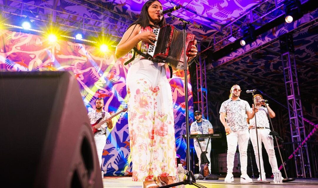 Nelly Swing presenta merengue distintivo en el Lincoln Center