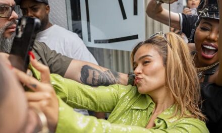 Karol G protagonizará el medio tiempo del deporte de la NFL en São Paulo