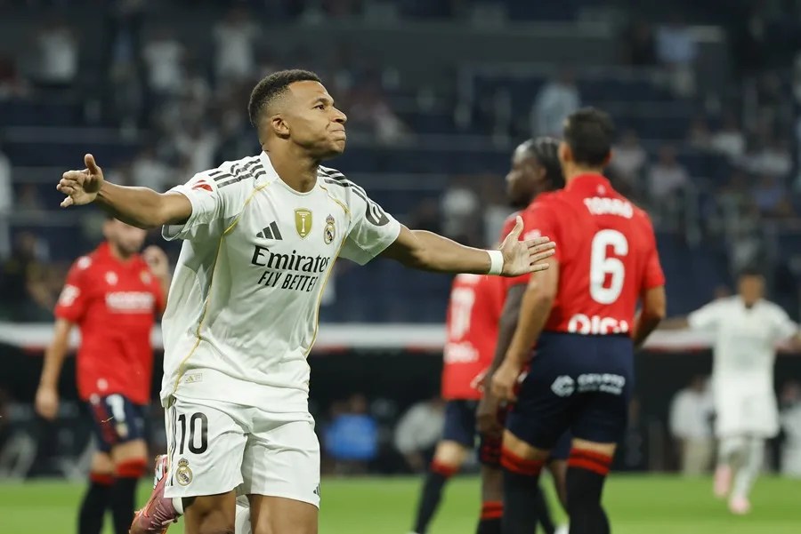 Mbappé salva estreno del Real Madrid con un gol de penalti delante Osasuna