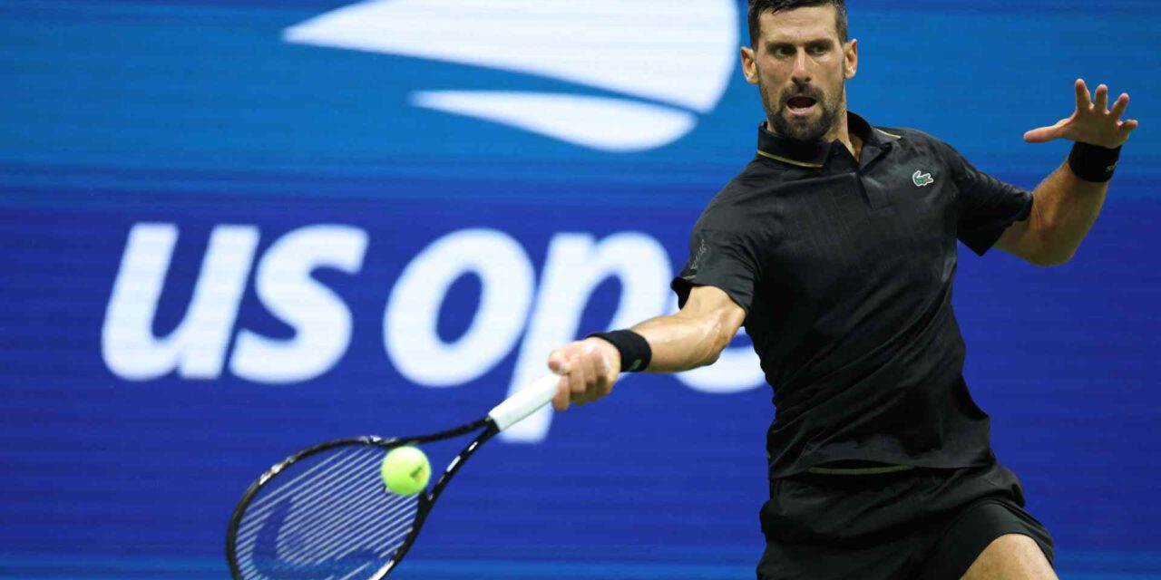 Djokovic vence a Tien en su comienzo en el US Open y pone la mira en el récord histórico de Connors