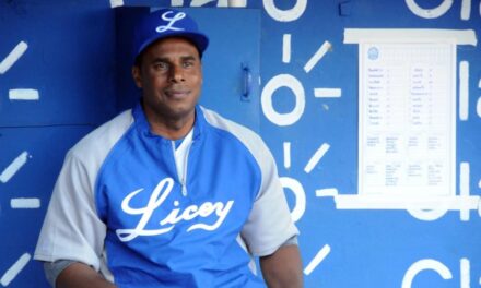 José Offerman será exaltado al Pabellón de la Fama del Deporte Dominicano