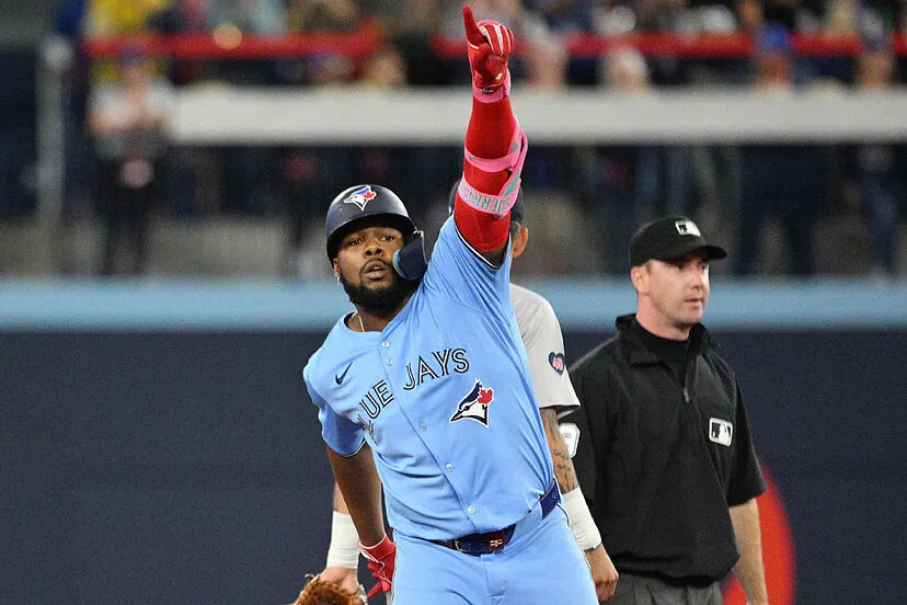 Resumen: Marte, Guerrero Jr. y Ozuna brillan en la marcha dominical de Grandes Ligas