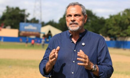 Junior Noboa será obligado por la BPL Beisbol