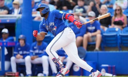 Bassitt y bullpen contienen a Orioles; Guerrero Jr. Dispara tres imparables