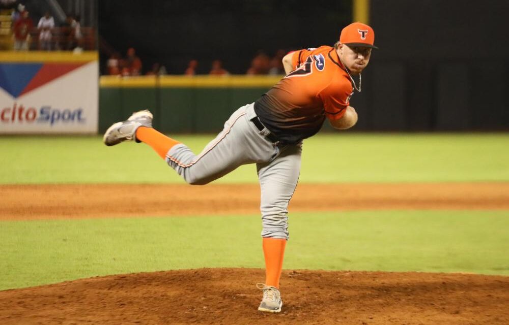 Toros del Este traen a Joe Corbett de regreso para acrecentar el bullpen
