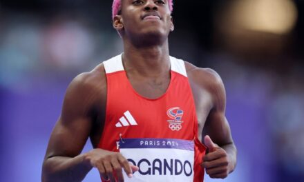 Alexander Ogando domina su serie y avanza a semifinales en los 200 metros del Mundial de Tokio