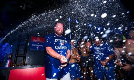 Azulejos conquistan el Este de la Americana por primera vez desde 2015