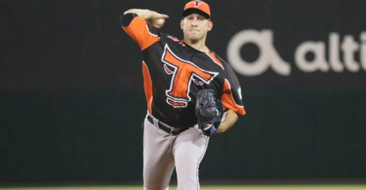 Panameño Paolo Espino es el nuevo atleta refuerzo del Licey