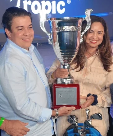 Jorge Fernández se adjudica copa rotativa de golf de Puerto Plata