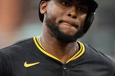 Alexander Canario pegó el sexto cuadrangular y H1