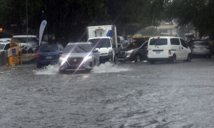 Las fuertes lluvias dejan 602,666 usuarios sin agua potable.