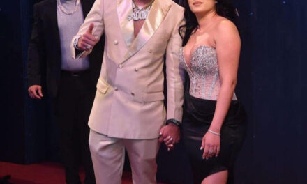 DJ Adoni propone bodorrio con Lisabely Lugo