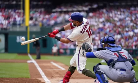 Filis aseguran pase directo a la SDLN tras imponer récord de HR en un solo distracción