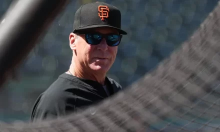 Los Gigantes despiden a Bob Melvin