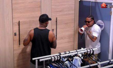 «¡Tampoco puedes entrar en esta casa!»