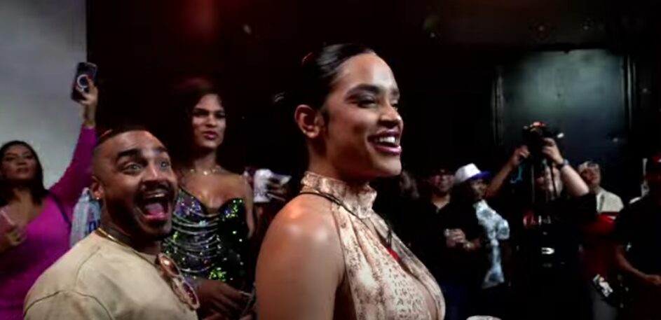 Vakeró dedica la canción «Mami» a Crucita