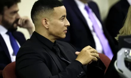 Daddy Yankee se une a un acuerdo empresarial para el ampliación del fútbol en Puerto Rico
