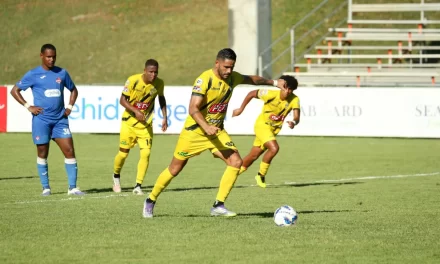 Doblete de Ascona y un gol de Parra sellan conquista Moca FC