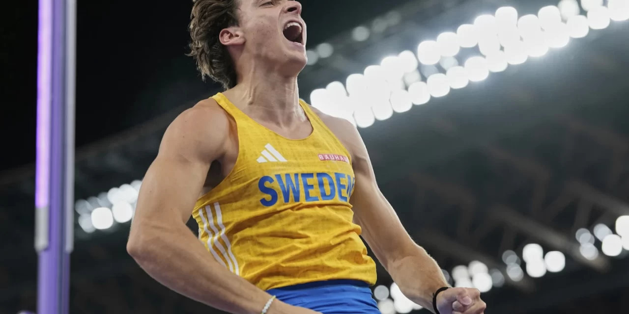 Armand Duplantis rompe récord mundial de brinco con pértiga por decimocuarta vez