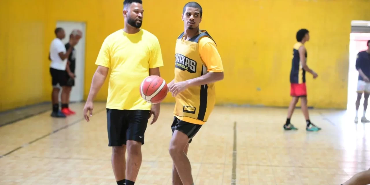 Edgar Sosa se integra a las prácticas del Club Rafael Barias con miras al TBS Distrital 2025