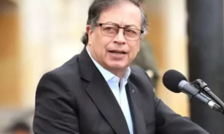 Gustavo Petro cuestiona la huelga estadounidense que puede favor matado a los colombianos cerca de la República Dominicana