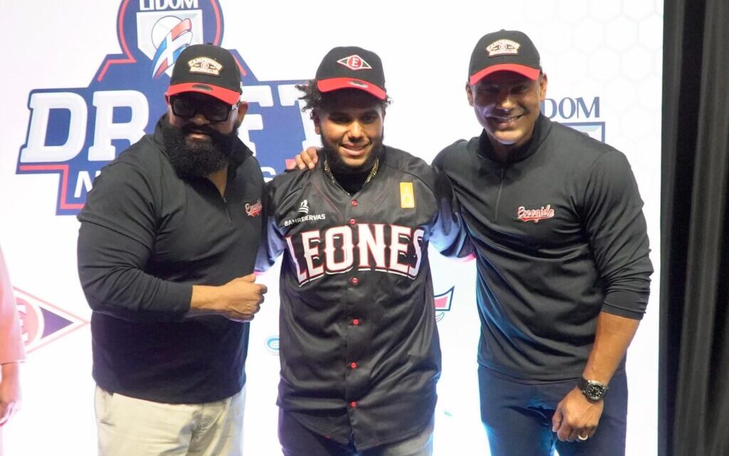Carlos Peña resalta la comicios de Rainiel Rodríguez como la primera selección del Escogido en el Draft 2025