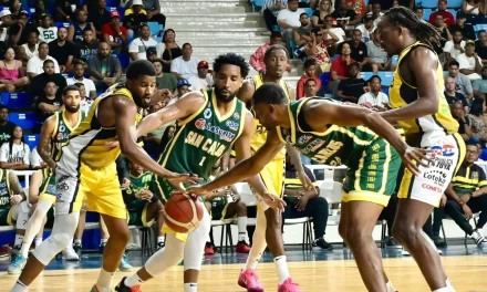 Juan Guerrero insuperable en triunfo de San Carlos sobre Rafael Barias en el TBS Distrito