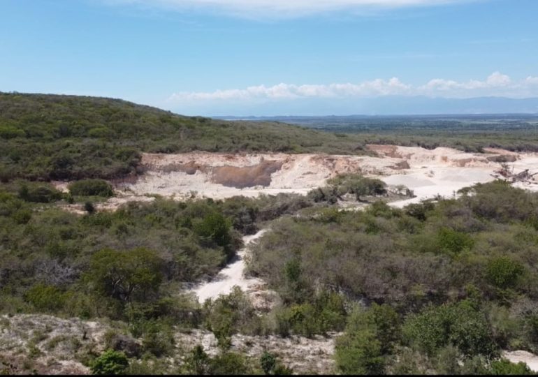 Las comunidades denuncian el daño del río por presunta minería ilegal en La Guázara