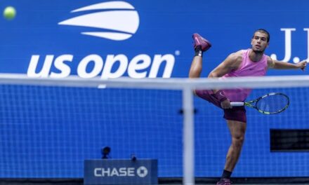 Alcaraz vuelve a semifinales en Nueva York tras despachar a Lehecka