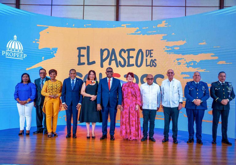 Propeep lanceta «El Paseo de los Colores», celebrando la identidad dominicana