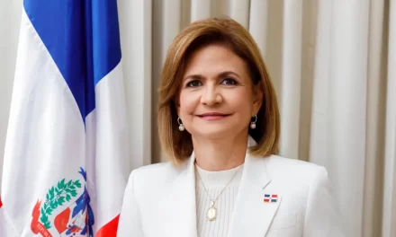 Raquel Peña viajará a Jamaica por la juramentación del primer ministro