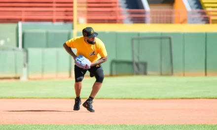 Ronny Rodríguez y Aneury Tavárez se integran al Early Camp Águilas Cibaeñas