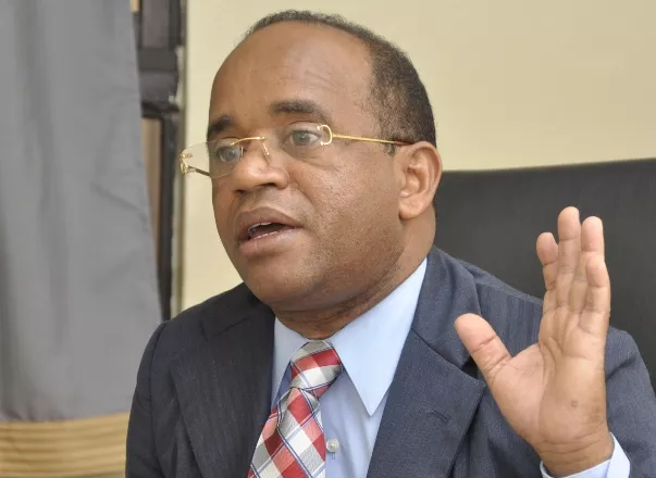 Severino: Senasa debilitó a los hospitales públicos para beneficiar a los intermediarios privados