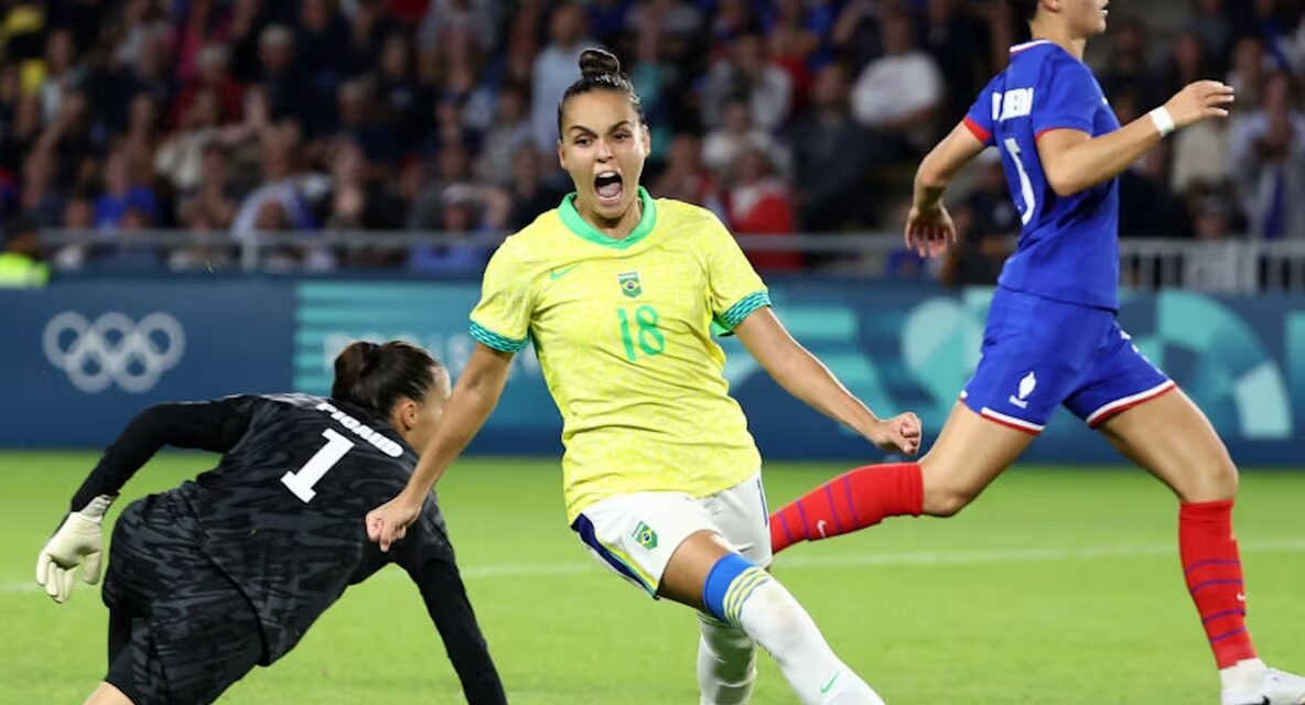 Brasil derrota a Francia y se medirá en semifinales a Italia