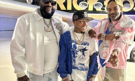 Yomel «El Meloso» firma y señala el mercado general