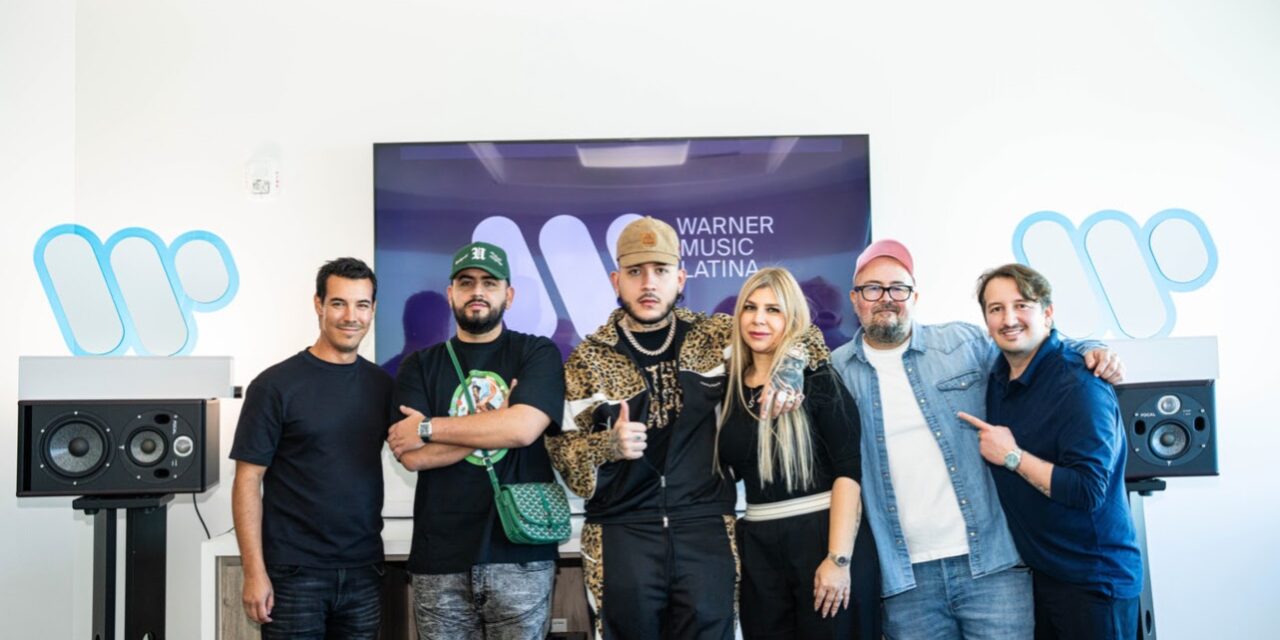 Kris R se une al poder latino de Warner Music