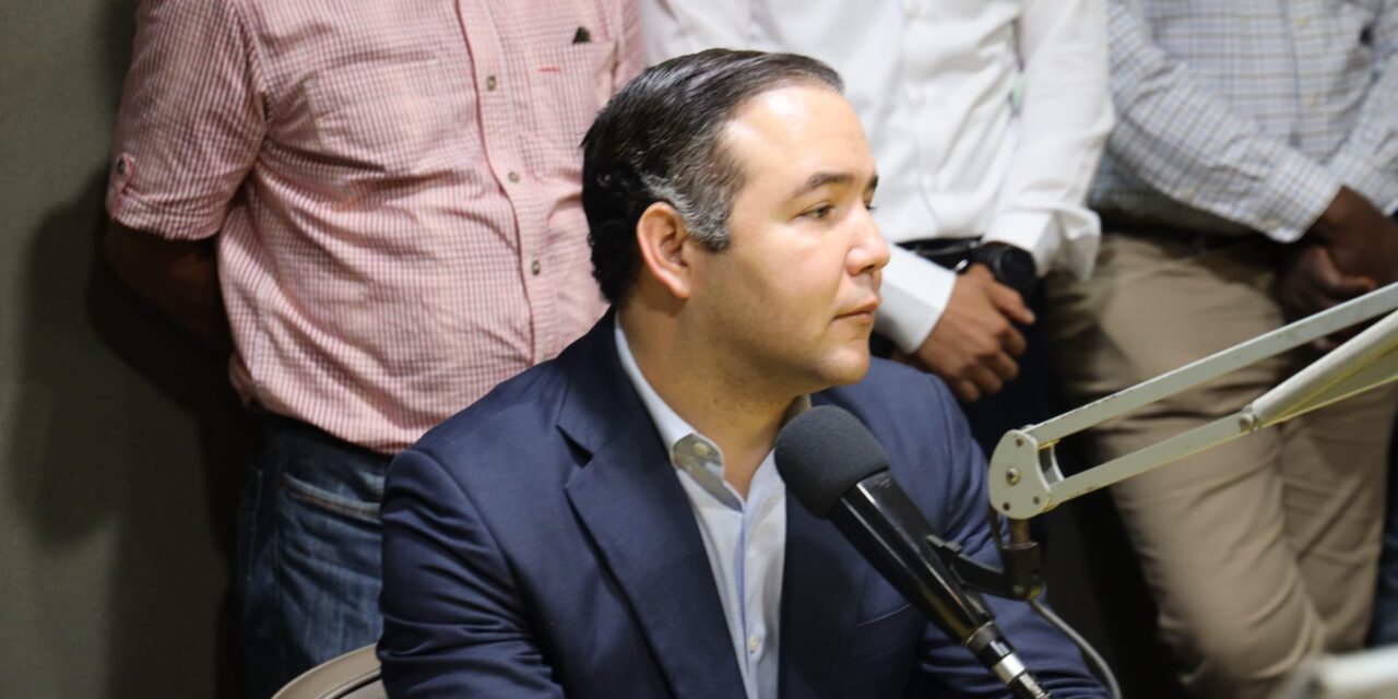 Johnny Pujols: Decreto de emergencia sacrifica la institucionalidad, el precio y el medio hábitat