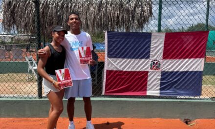 Julianny De La Cruz se convierte en doble campeona