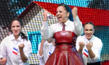 Lee Burgos jugó «para pedirle la mano» por Juan Luis Guerra en «Dominican La Bella»