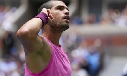 Carlos Alcaraz vence a Jiri Lehecka y avanza a semifinales del US Open