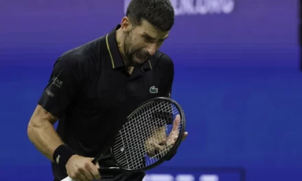 Djokovic se mete con la multitud del US Open y alivio a 11-0 contra Fritz para alcanzar las semifinales