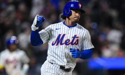 Jonrón de Lindor fija récord de cinco jugadores con temporadas 30-30 en MLB