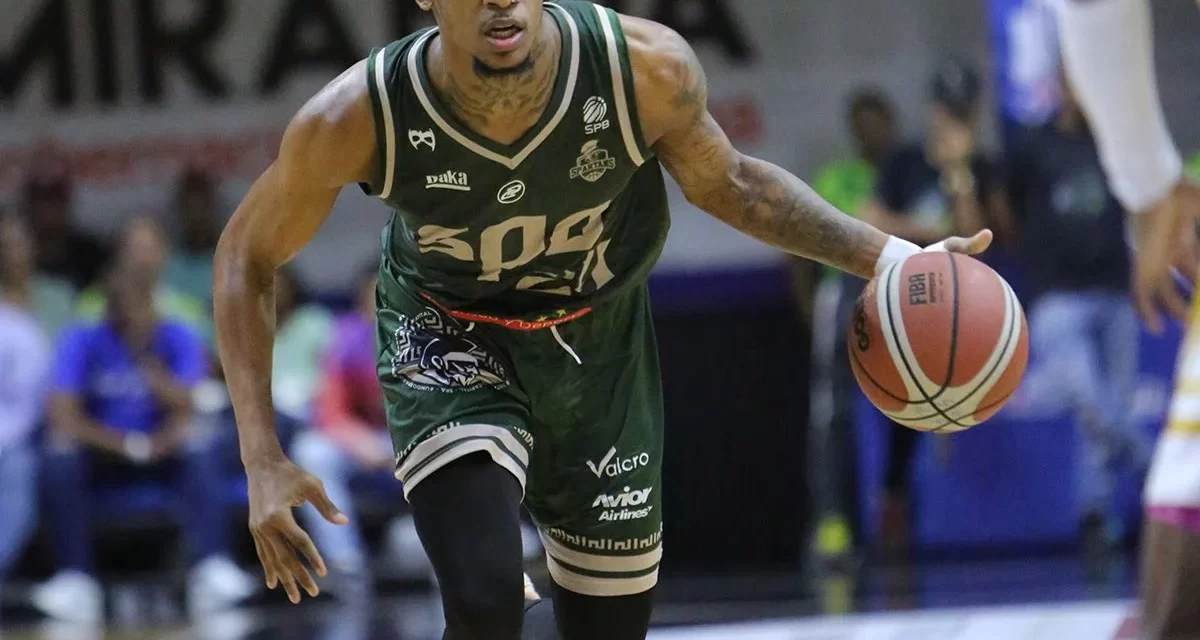 Jassel Pérez regresa al Corivan Granada de la Liga ACB España