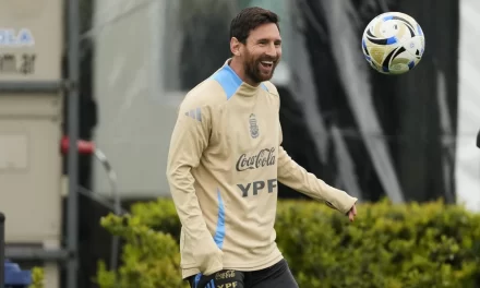 Las entradas para la Copa Mundial costarán inicialmente entre 60 y 6,730 dólares