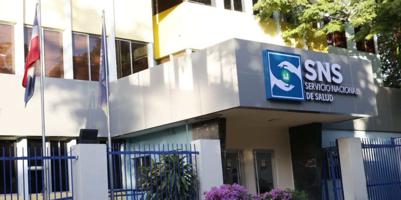 ¿Qué medidas están tomando los hospitales para bregar con los posesiones de la ola tropical?